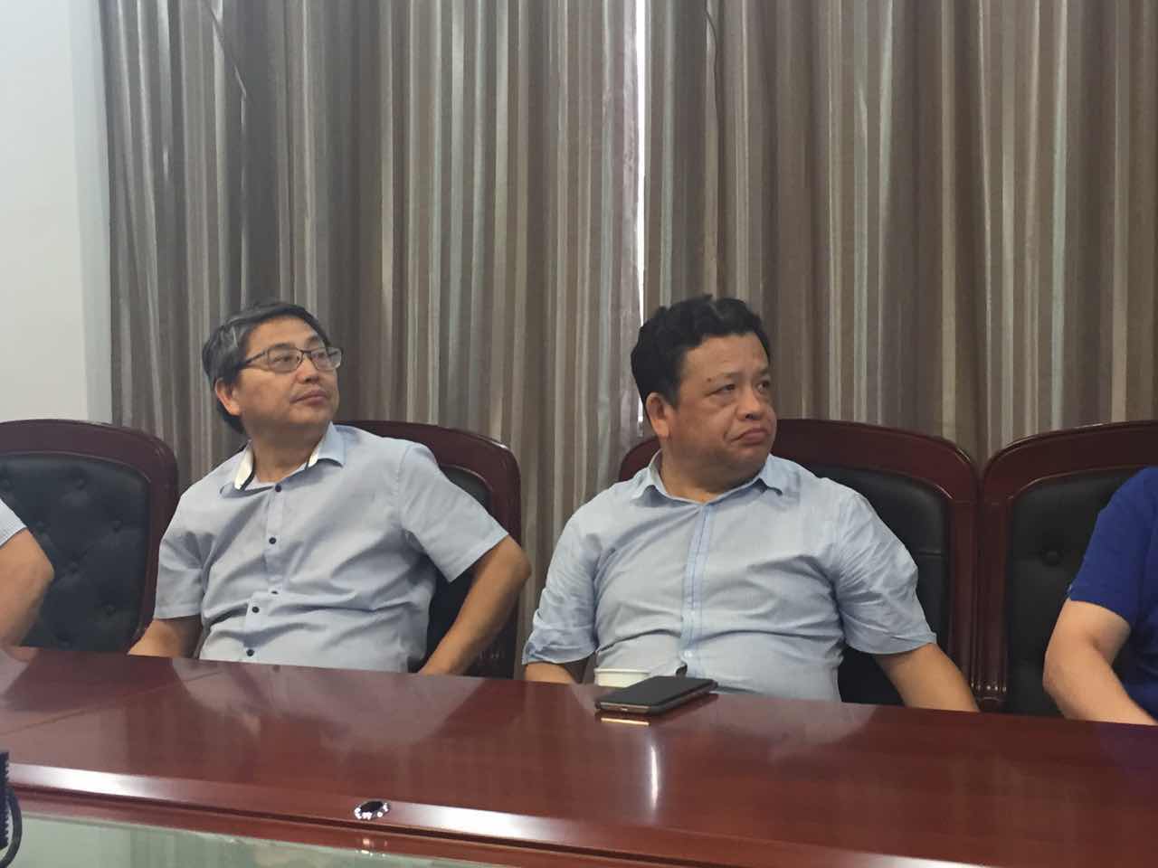 我院院長李文輝一行赴赤峰市調研高新區“以升促建”工作進展