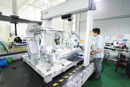 如皋市高新區(qū)(城南街道):一區(qū)多園凸顯產(chǎn)業(yè)集聚 匯聚高端成就未來(lái)愿景