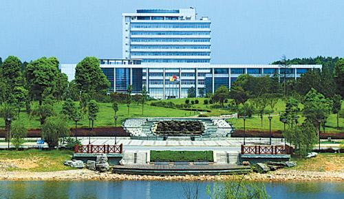 長沙高新區打造中部產業金融新高地： 麓谷基金廣場