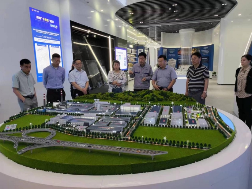 與城市同行之走入國家高新區(qū)——我院與伊犁州共赴懷化國家高新區(qū)學(xué)習(xí)交流