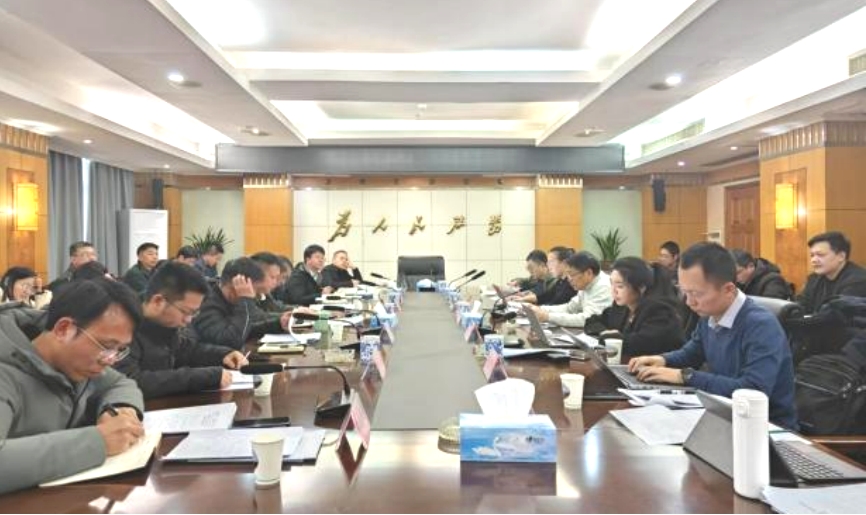 高新院專家組赴豐城開展國家現(xiàn)代農(nóng)業(yè)產(chǎn)業(yè)園（油茶）項目調研